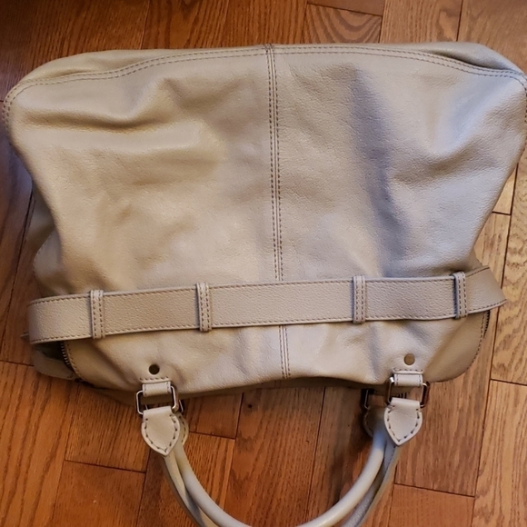 Burberry leather large tote /traveler.💯Authentic - Picture 6 of 16